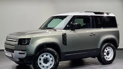 Grün, pangea green Gebraucht 2022 Land Rover Defender SE SUV | 55.590 € (Fairer Preis)