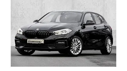 Schwarz Gebraucht 2022 BMW 118 Advantage Kleinwagen | 18.790 € (Guter Preis)