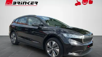 Gebraucht Skoda Enyaq iV Loft 108 kW (148 PS) 2023 Schwarzmagic perleffekt SUV