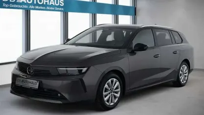 Gebraucht Opel Astra Business Elegance 131 PS (96 kW) 2024 Grau Kleinwagen