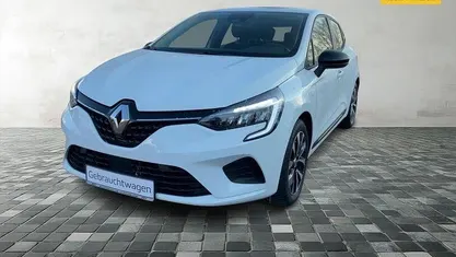 Gebraucht 2023 Renault Clio V Equilibre Limousine | 14.598 € (Fairer Preis)