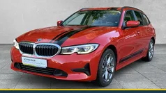Rot Gebraucht 2021 BMW 330e Advantage Kombi | 27.890 € (Fairer Preis)