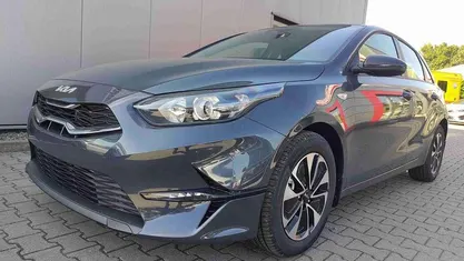 Gebraucht 2024 Kia Ceed Kleinwagen | 23.290 € (Fairer Preis)