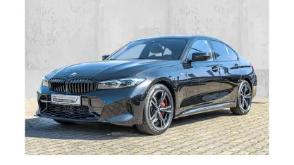 Gebraucht BMW 318 M Sport 156 PS (114 kW) 2025 Schwarz Limousine