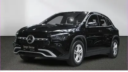 Gebraucht Mercedes GLA200 163 PS (119 kW) 2024 Unilack nachtschwarz SUV