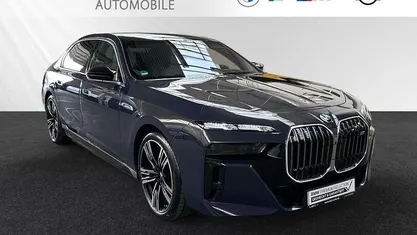 Gebraucht BMW i7 Comfort Edition 484 kW (659 PS) 2023 Bmw individual sepia ii metallic metallic Limousine