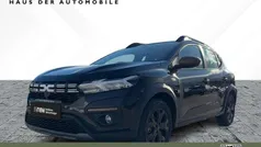 Perlmuttschwarz metallic (sch Neu 2025 Dacia Sandero Extreme Kleinwagen | 20.745 € (Fairer Preis)