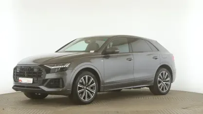 Gebraucht Audi Q8 S-Line 381 PS (280 kW) 2022 Grau SUV