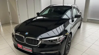 Gebraucht BMW 540 Sport Line 320 PS (235 kW) 2017 Black sapphire metallic Kombi