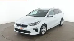Weiß Gebraucht 2019 Kia Ceed Vision Kleinwagen | 13.910 € (Fairer Preis)