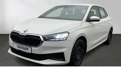 Begagnad Skoda Fabia Active 65 HK (47 kW) 2023 Vit Halvkombi