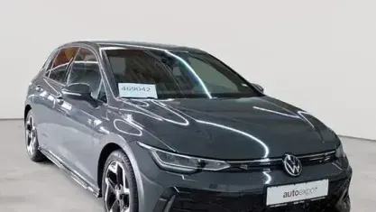 Gebraucht VW Golf VIII R-line 150 PS (110 kW) 2025 Delfingrau metallic Limousine