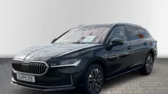 Gebraucht 2025 Skoda Superb Selection Kombi | 42.870 € (Fairer Preis)