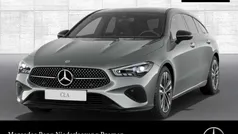 Grau Gebraucht 2024 Mercedes CLA200 Progressive Limousine | 34.490 € (Guter Preis)