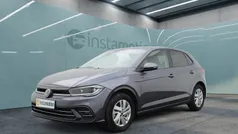Grau Gebraucht 2024 VW Polo IQ Drive Limousine | 24.399 € (Fairer Preis)