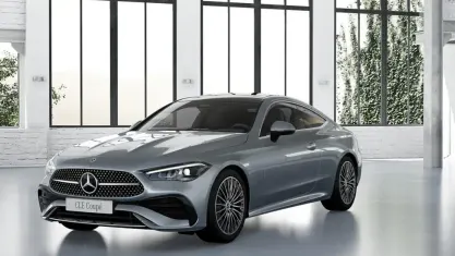 Używany Mercedes 180 AMG 170 KM (125 kW) 2025 Srebrny Sedan/Limuzyna