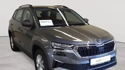 Graphite grey metallic Gebraucht 2025 Skoda Karoq Selection SUV | 28.990 € (Superpreis)