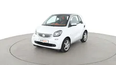 Weiß Gebraucht 2015 Smart ForTwo Coupé Basis Kleinwagen | 8.160 € (Superpreis)