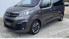 Weiss icy Gebraucht 2023 Opel Zafira Life Van | 40.990 € (Guter Preis)