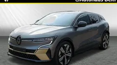 Weiß Gebraucht 2023 Renault Mégane Komfort Limousine | 36.290 € (Fairer Preis)