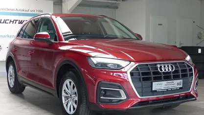 Rot Gebraucht 2021 Audi Q5 Basis SUV | 33.950 € (Superpreis)