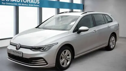 Gebraucht VW Golf VIII Life 110 PS (80 kW) 2022 Silber Kombi