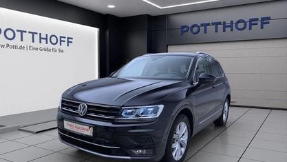 Gebraucht VW Tiguan Highline 150 PS (110 kW) 2020 Deep black perleffekt SUV