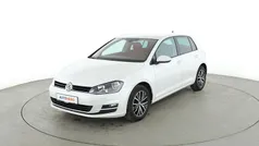 Weiß Gebraucht 2016 VW Golf VII Allstar Limousine | 13.890 € (Fairer Preis)