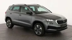Gebraucht 2025 Skoda Karoq Selection SUV | 32.095 € (Fairer Preis)
