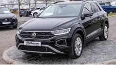 Gebraucht 2024 VW T-Roc Life SUV | 29.985 € (Fairer Preis)