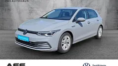 Gebraucht 2020 VW Golf VIII Life Limousine | 16.590 € (Teuer)