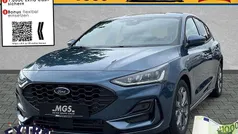 Chrome blue metallic Neu 2025 Ford Focus ST-Line Limousine | 27.790 € (Superpreis)