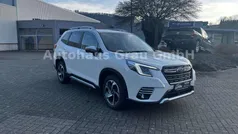 Crystal white pearl Neu 2024 Subaru Forester Platinum SUV | 41.400 € (Fairer Preis)