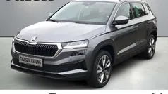 Graphitegrau metallic Neu 2025 Skoda Karoq Selection SUV | 33.995 € (Guter Preis)