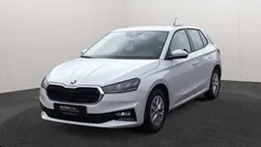 Weiß Gebraucht 2024 Skoda Fabia Selection Limousine | 19.422 € (Fairer Preis)