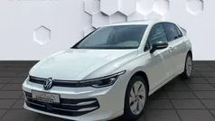 Weiss Gebraucht 2025 VW Golf VIII Goal Limousine | 27.415 € (Superpreis)
