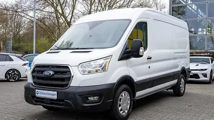 Gebraucht Ford Transit Trend 131 PS (96 kW) 2020 Weiß Pickup