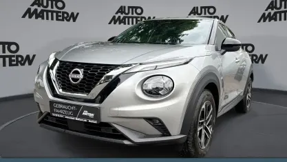Gebraucht Nissan Juke 84 PS (61 kW) 2025 Silber SUV