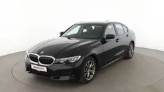 Schwarz Gebraucht 2022 BMW 320 Sport Line Limousine | 32.370 € (Superpreis)