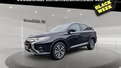 Schwarz Gebraucht 2020 Mitsubishi Outlander Diamant Edition SUV | 22.440 € (Fairer Preis)