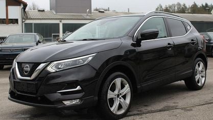 Usata Nissan Qashqai N-Connecta 163 CV (119 kW) 2018 Nero SUV