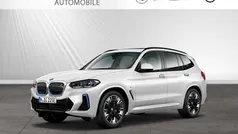 Mineralweiß metallic Gebraucht 2023 BMW iX3 SUV | 41.737 € (Guter Preis)