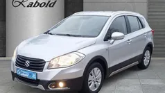 Silky silber Gebraucht 2014 Suzuki SX4 S-Cross Comfort Limousine | 9.900 € (Fairer Preis)