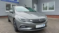 Grau Gebraucht 2019 Opel Astra Active Limousine | 15.900 € (Fairer Preis)