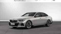 Gebraucht 2024 BMW 520 M Sport Limousine | 53.888 € (Fairer Preis)