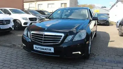 Gebraucht Mercedes E220 AMG 194 PS (142 kW) 2009 Grau Coupé