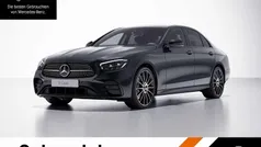 Grau Gebraucht 2023 Mercedes E220 AMG Limousine | 43.900 € (Fairer Preis)