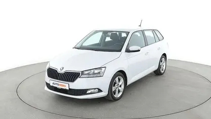 Weiß Gebraucht 2021 Skoda Fabia Active Kleinwagen | 10.730 € (Guter Preis)