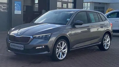 Graphite grau metallic Gebraucht 2023 Skoda Scala Tour Kleinwagen | 22.990 € (Fairer Preis)