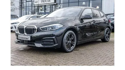 Gebraucht BMW 118 Sport Line 136 PS (100 kW) 2022 Kleinwagen